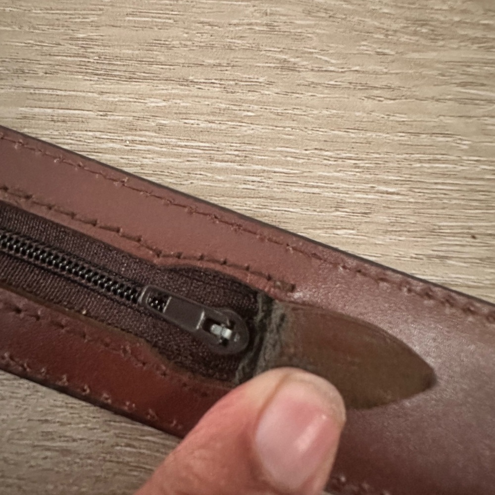 Cabela’s Men’s 44” Brown Leather Belt Buckle hidden Zipper Compartment - Picture 7 of 8